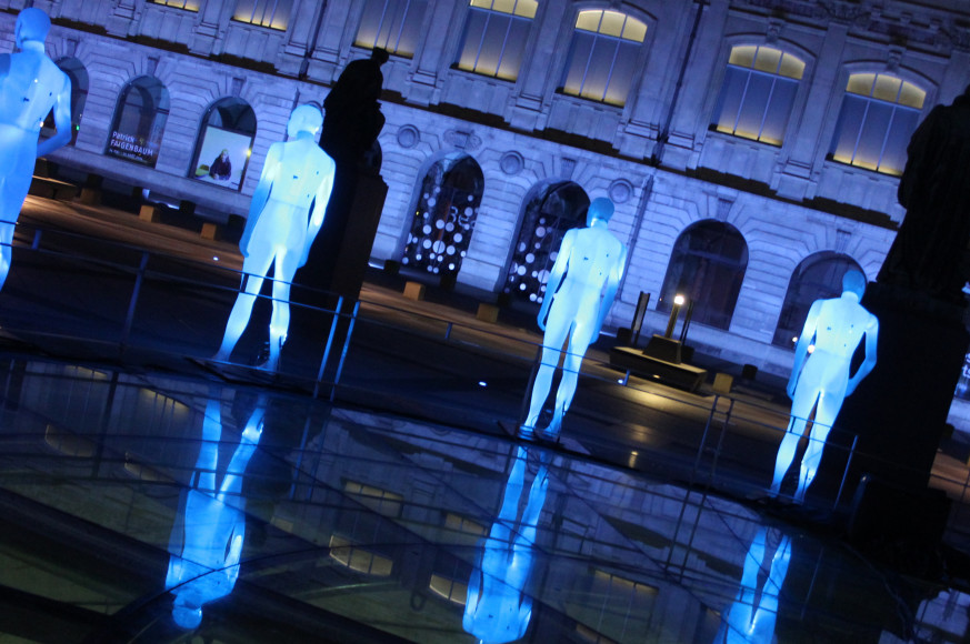 Hommes Debout_Victorine-Sagnard23-873x580_HD_Chambery