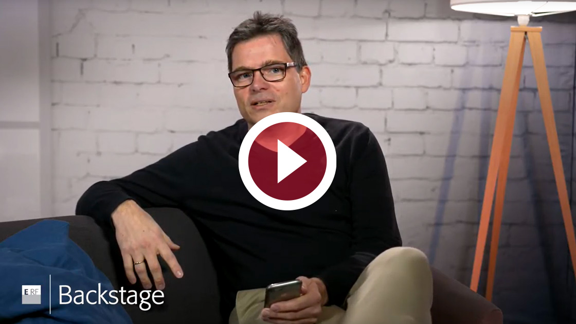 Vorstandsvorsitzender Dr. Jörg Dechert im Backstage-Video April 2020 (Bild: ERF Medien).