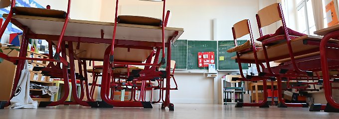 Leere Klassenräume, verwaiste Schulen: Wann kann Deutschland in der Coronavirus-Pandemie wieder zum Alltag zurückkehren?