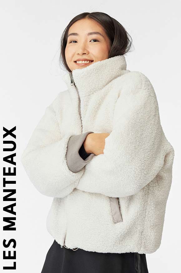 Jours de fête - manteaux cop.copine