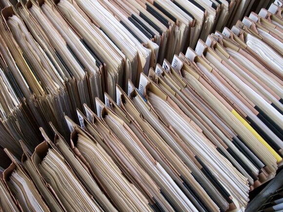Das müssen Arbeitnehmer über die Personalakte des Arbeitgebers wissen (© Harald07 - stock.adobe.com)