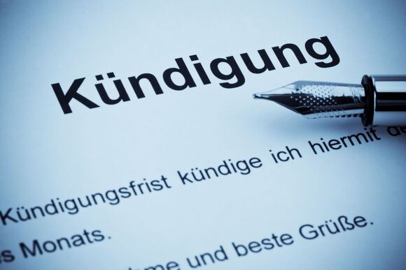 Kündigung für eigenmächtigen Urlaubsantritt (© Gina Sanders - stock.adobe.com)