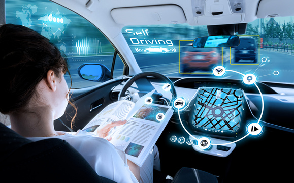 Automatisiertes und autonomes Fahren: Wissenswertes zur aktuellen Rechtslage, Ethik und Datenschutz (© metamorworks - stock.adobe.com)